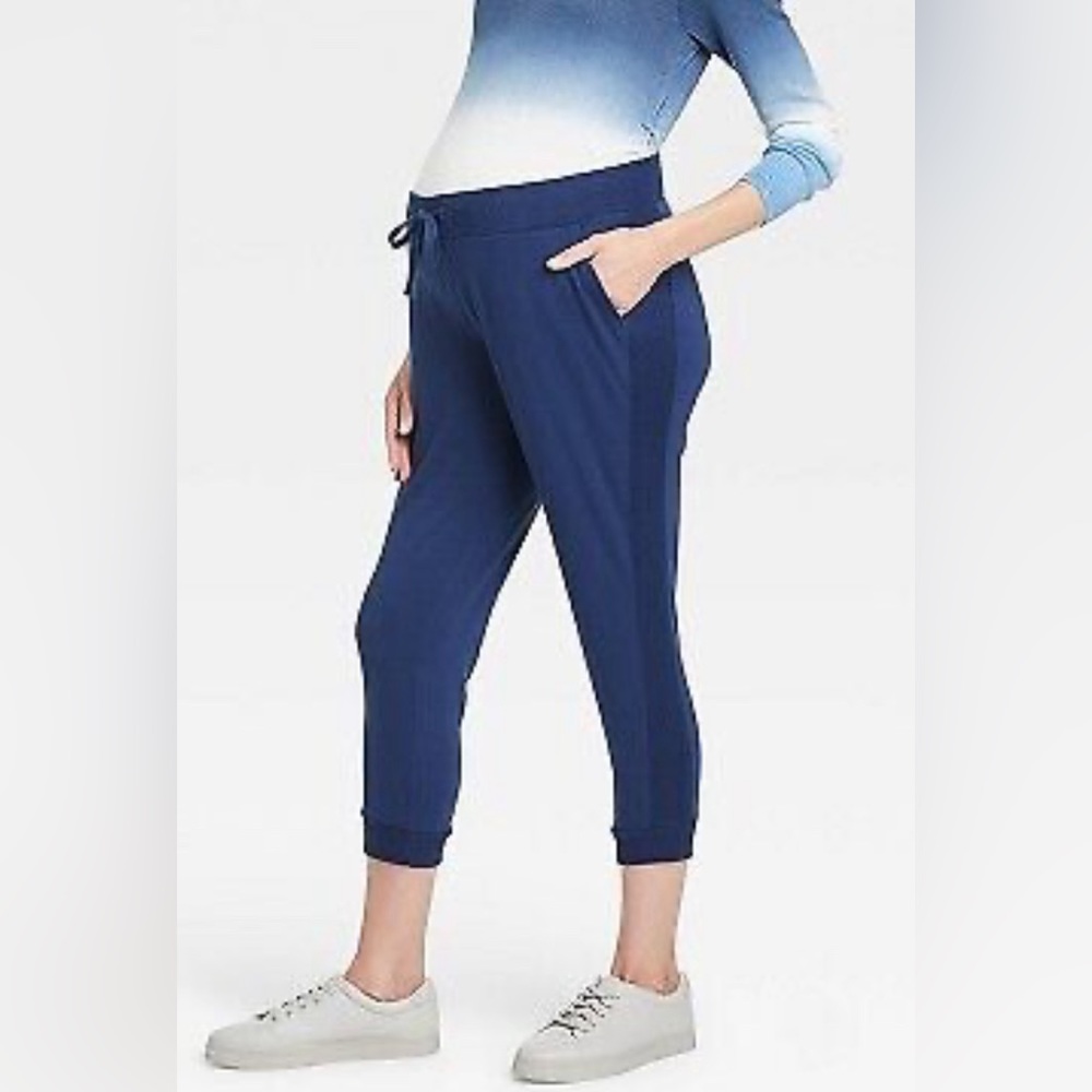 🌟3/$15🌟Rib-Knit Cropped Match Back Maternity Jogger Pants - Isabel Maternity